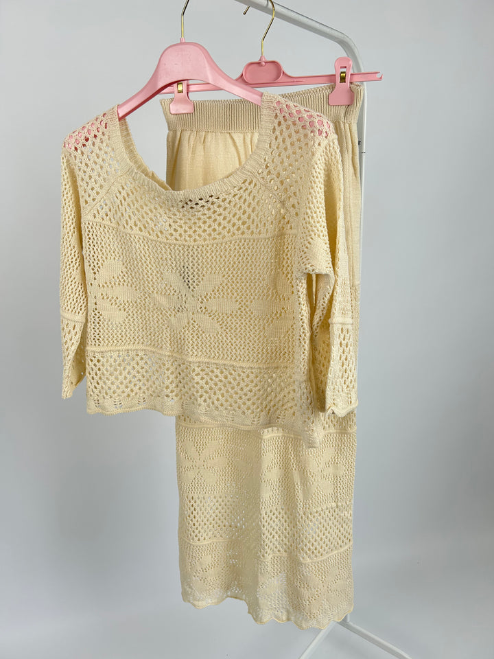 GEHÄKELTER ZWEITEILER CAPRI EINHEITSGRÖSSE (B-WARE)