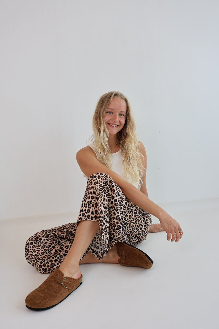 Pantolette Fluffy Sheep