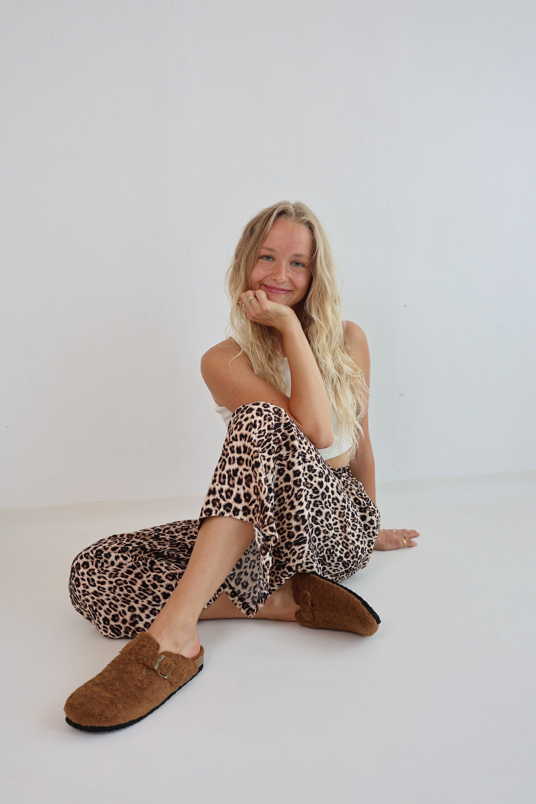 Pantolette Fluffy Sheep