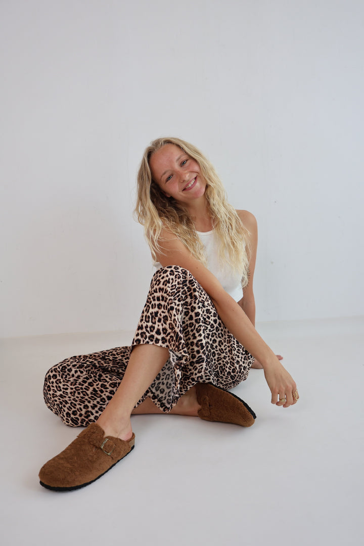 Pantolette Fluffy Sheep