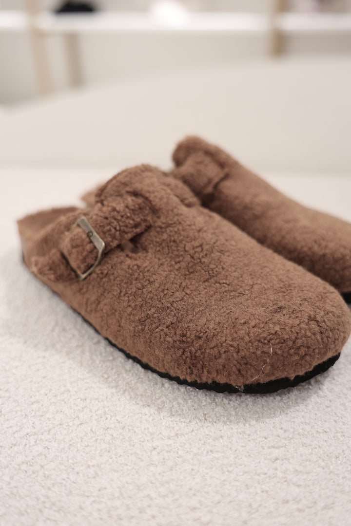 Pantolette Fluffy Sheep