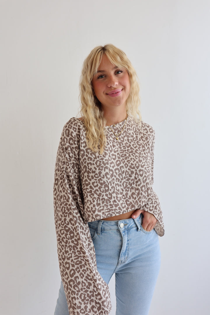 Off-Shoulder Musselinshirt mit Leoprint Liz