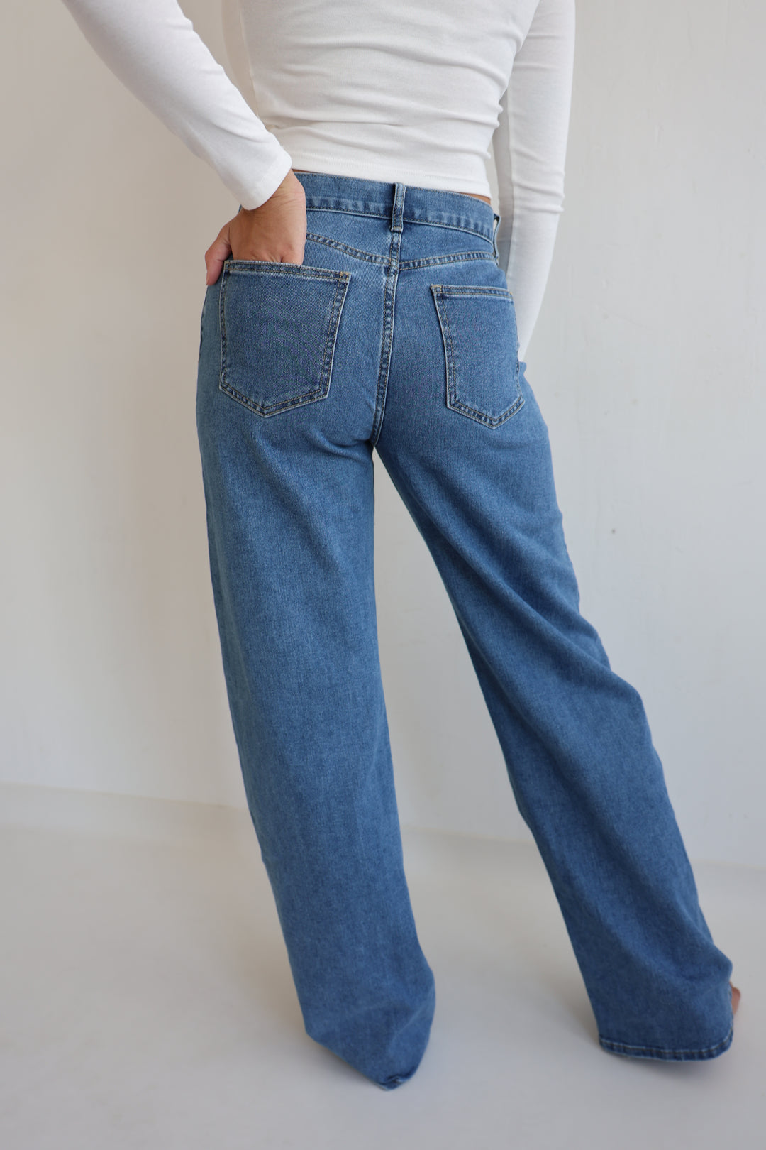 Extra Long Jeans mit Asymmetrischem Bund Viki
