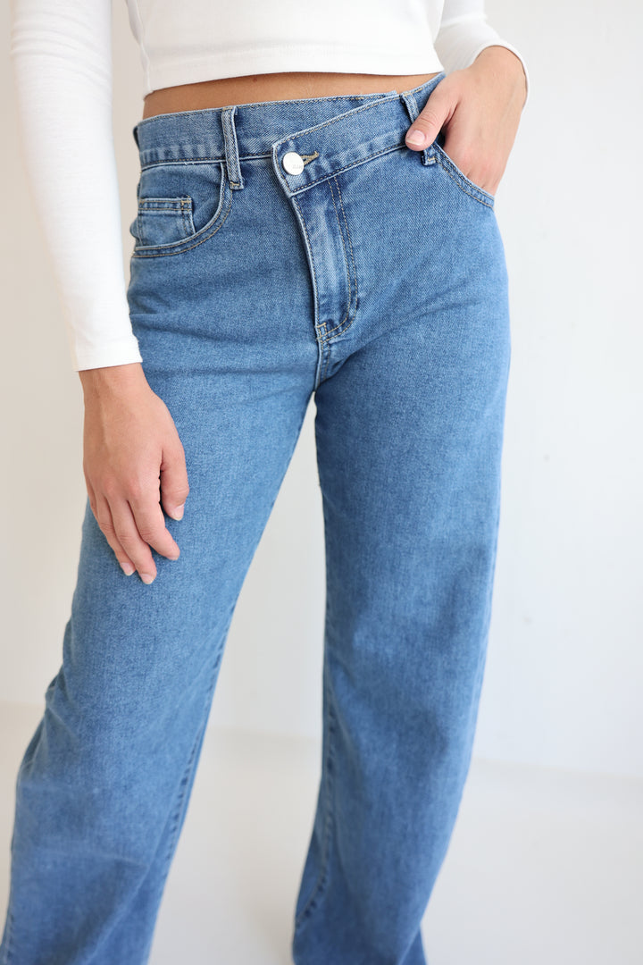 Extra Long Jeans mit Asymmetrischem Bund Viki