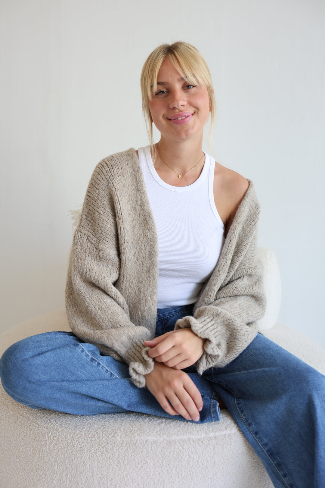 Offener Cardigan mit Rüschenärmeln Clara