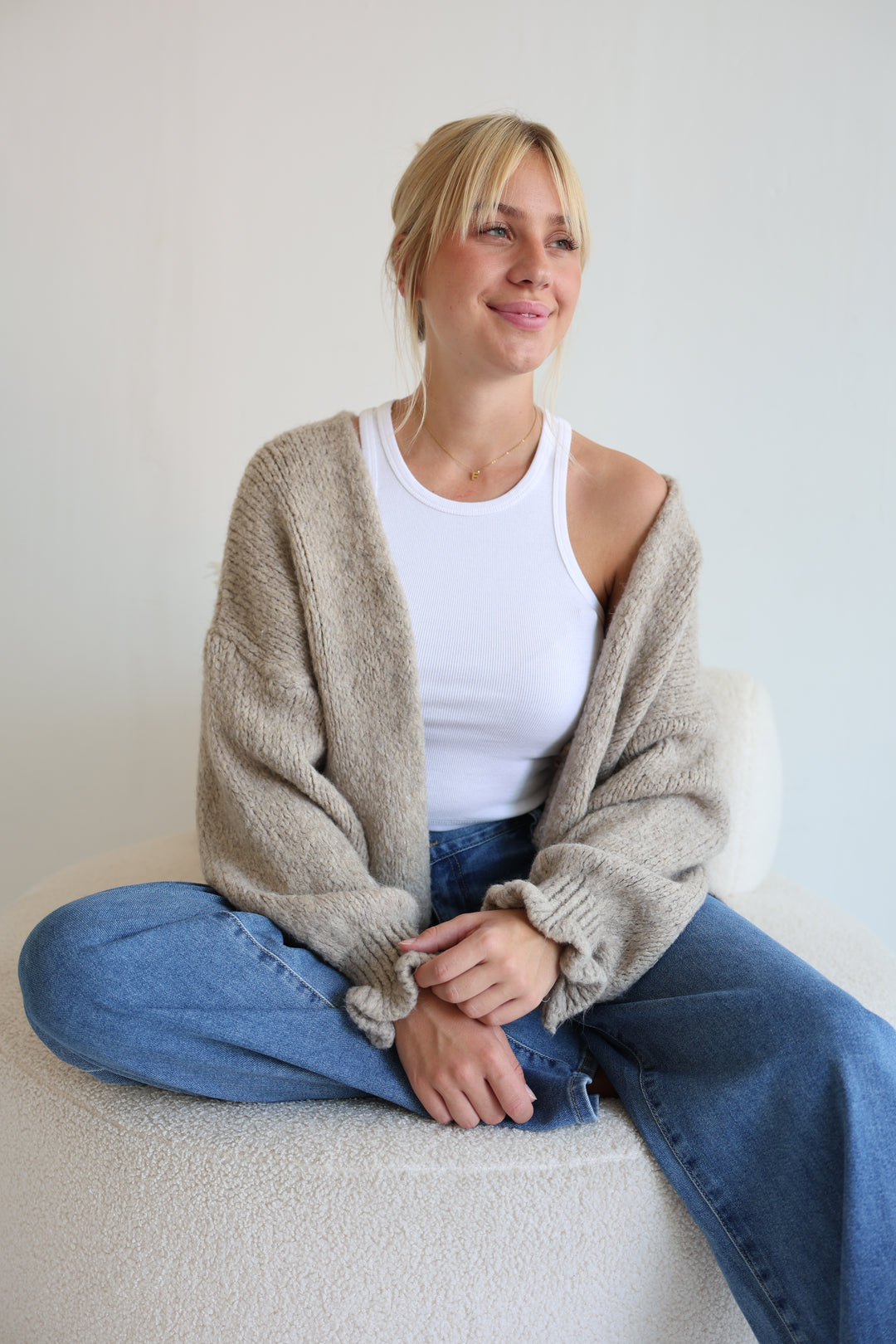 Offener Cardigan mit Rüschenärmeln Clara