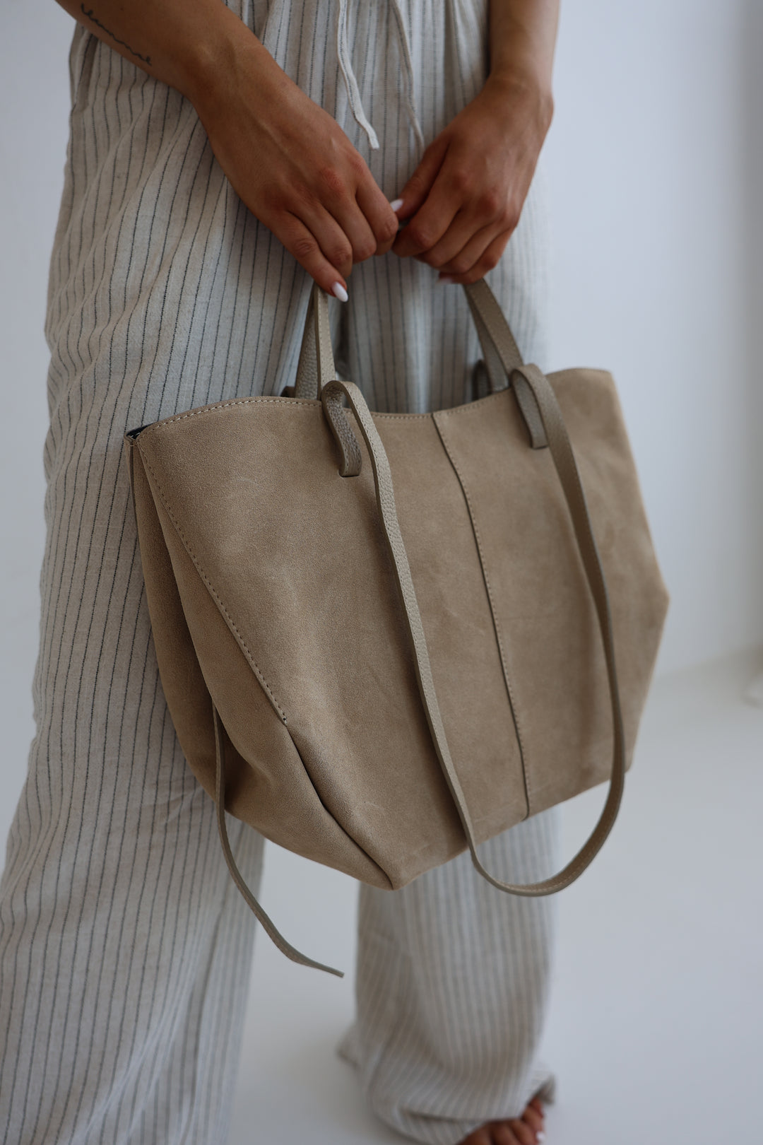 Vintage Tote Bag aus Wildleder Pia