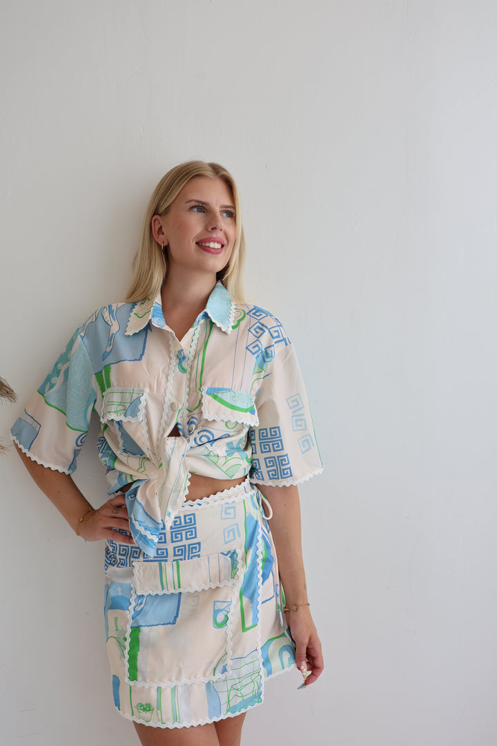 Kurzer Zweiteiler Santorini