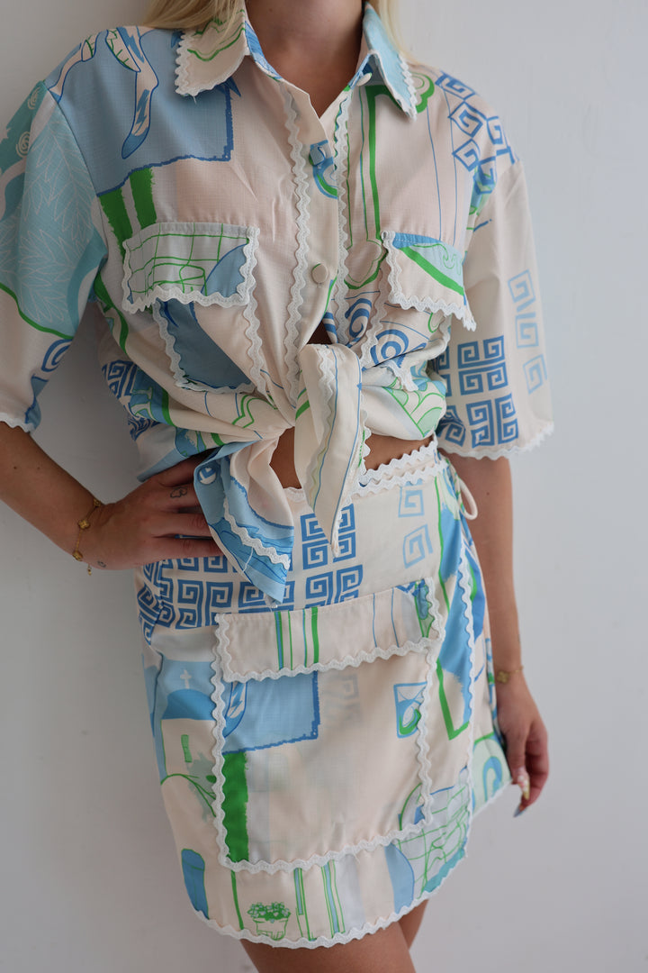 Kurzer Zweiteiler Santorini