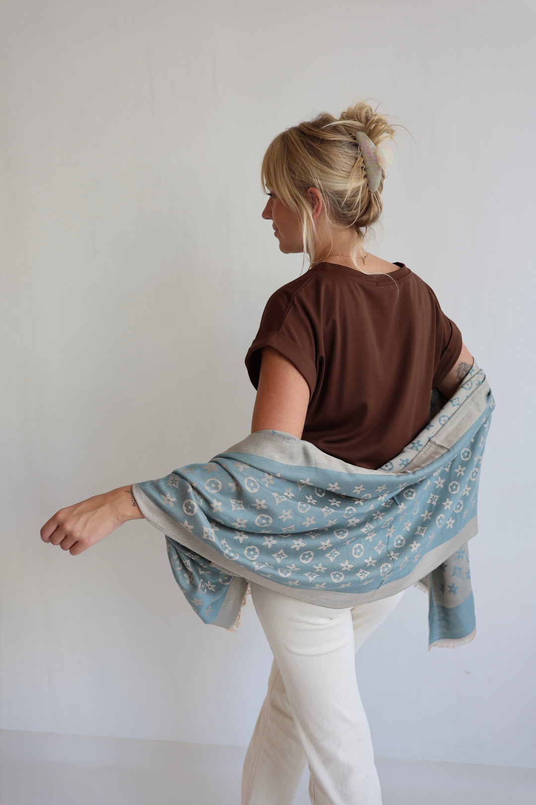 Großes Tuch mit Print Louise