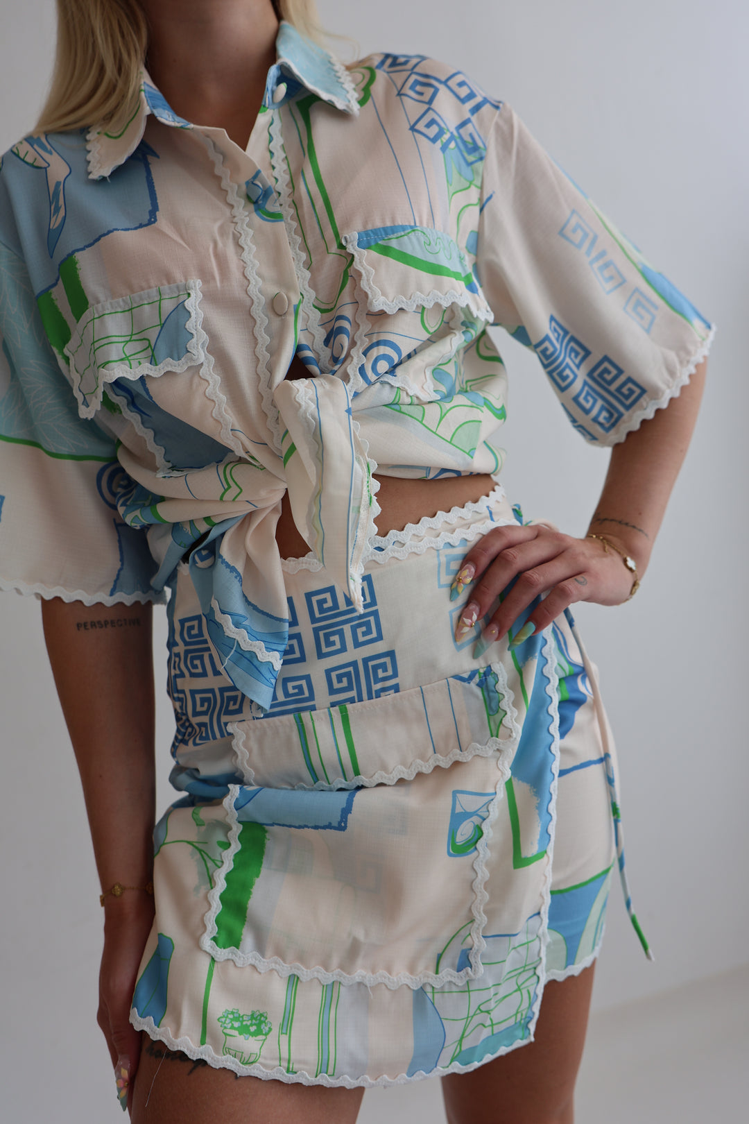 Kurzer Zweiteiler Santorini