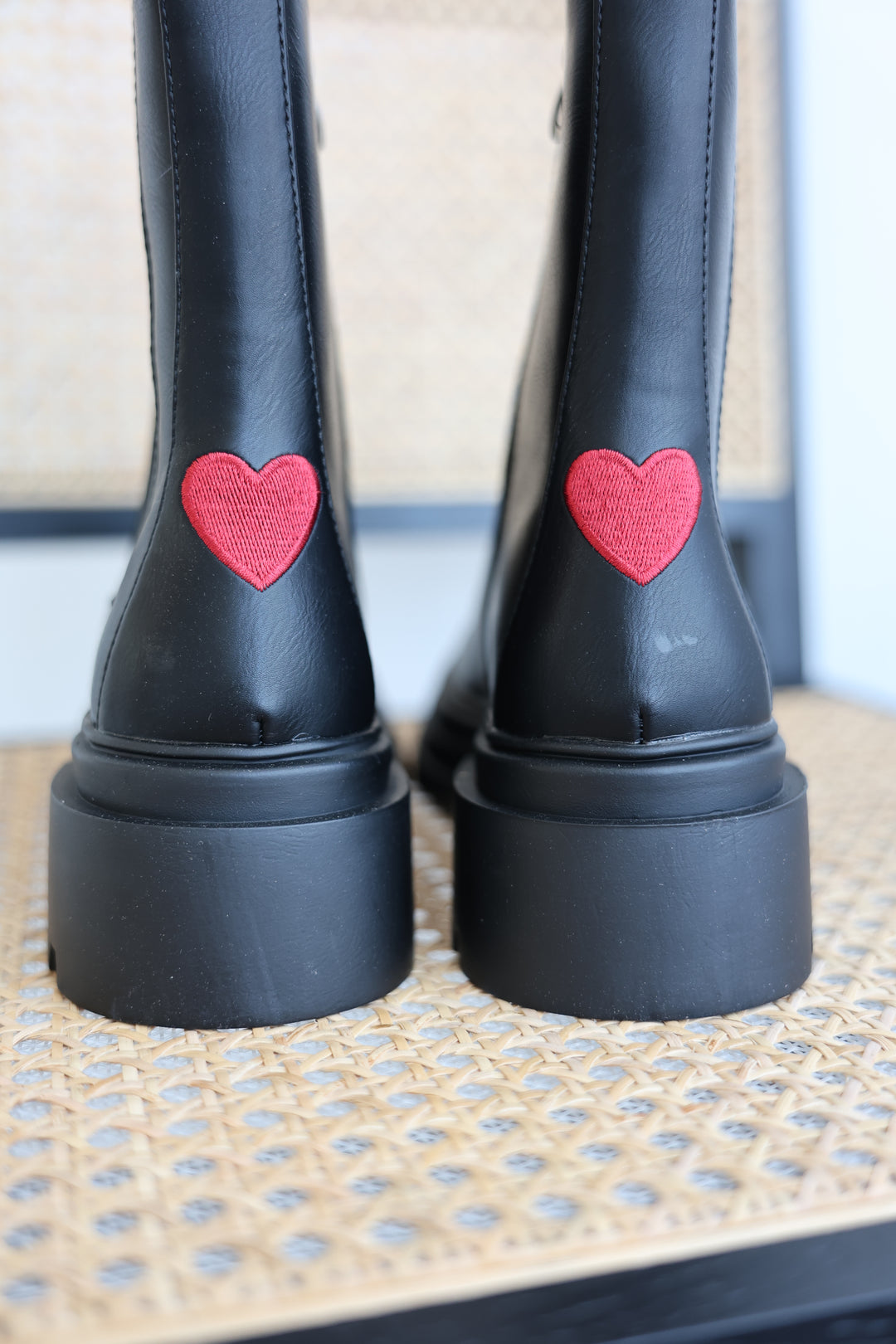 Chelsea Boots Red Heart