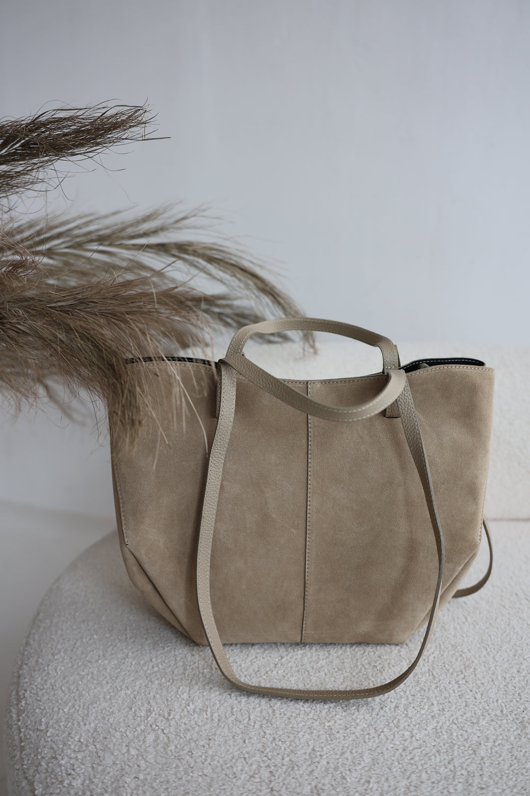 Vintage Tote Bag aus Wildleder Pia