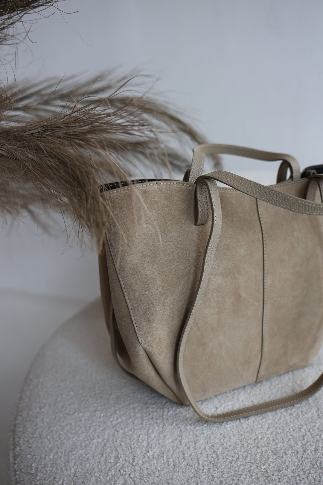 Vintage Tote Bag aus Wildleder Pia