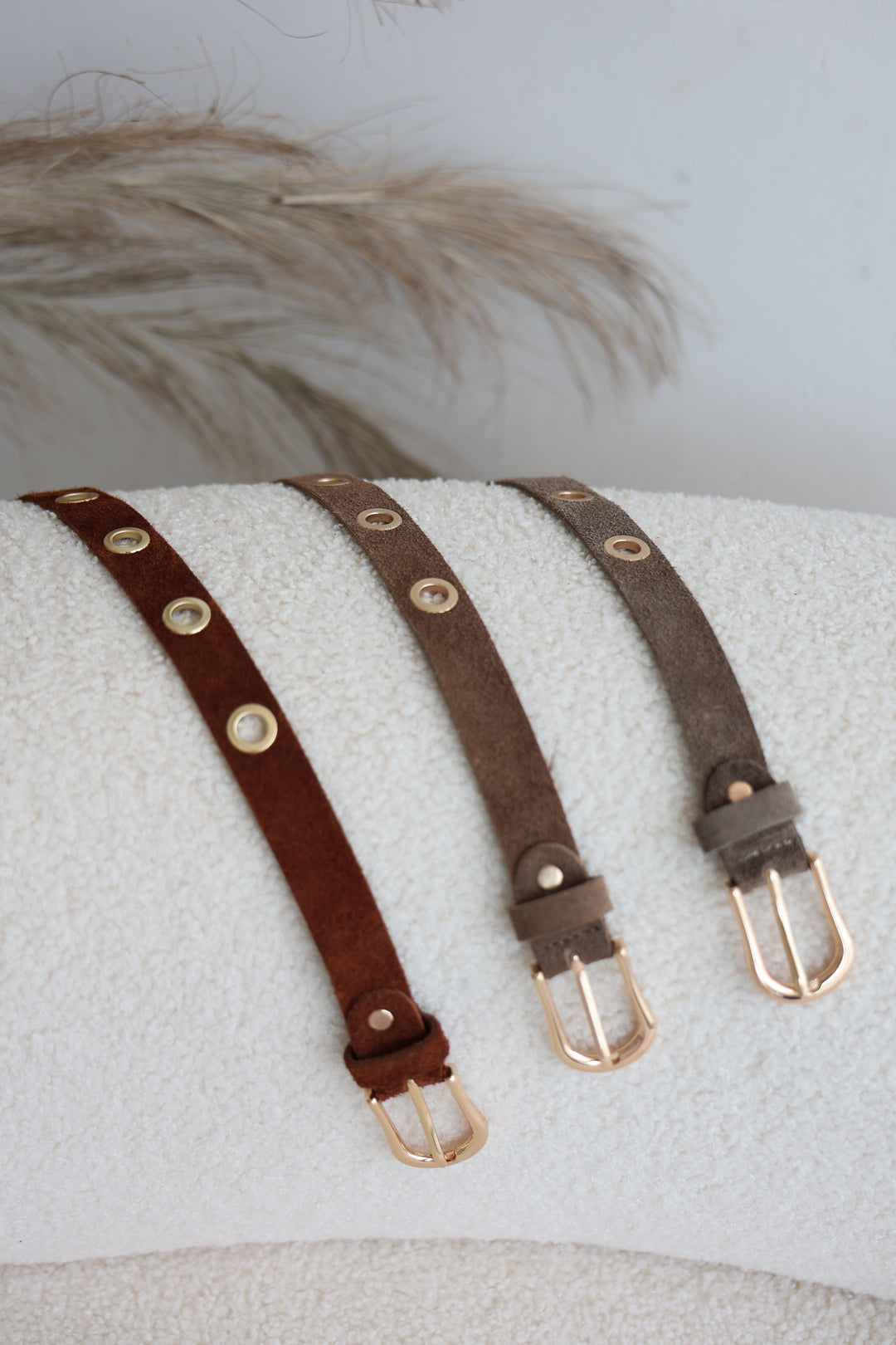 Ösengürtel aus Wildleder