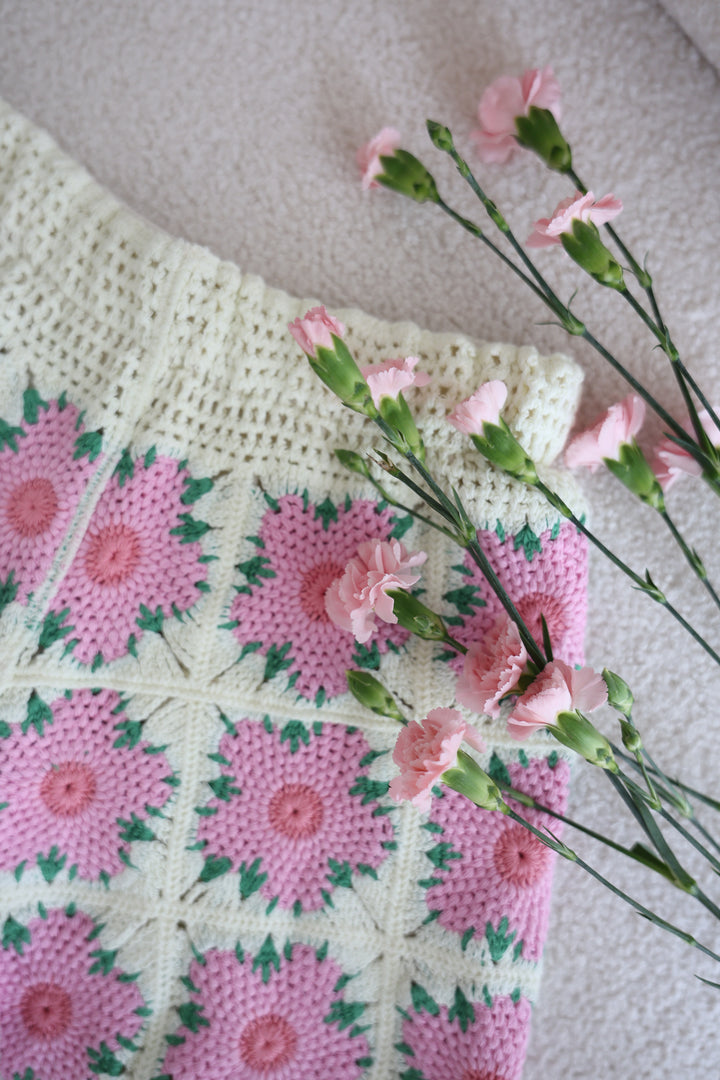 Gehäkelte Shorts Pink Flowers