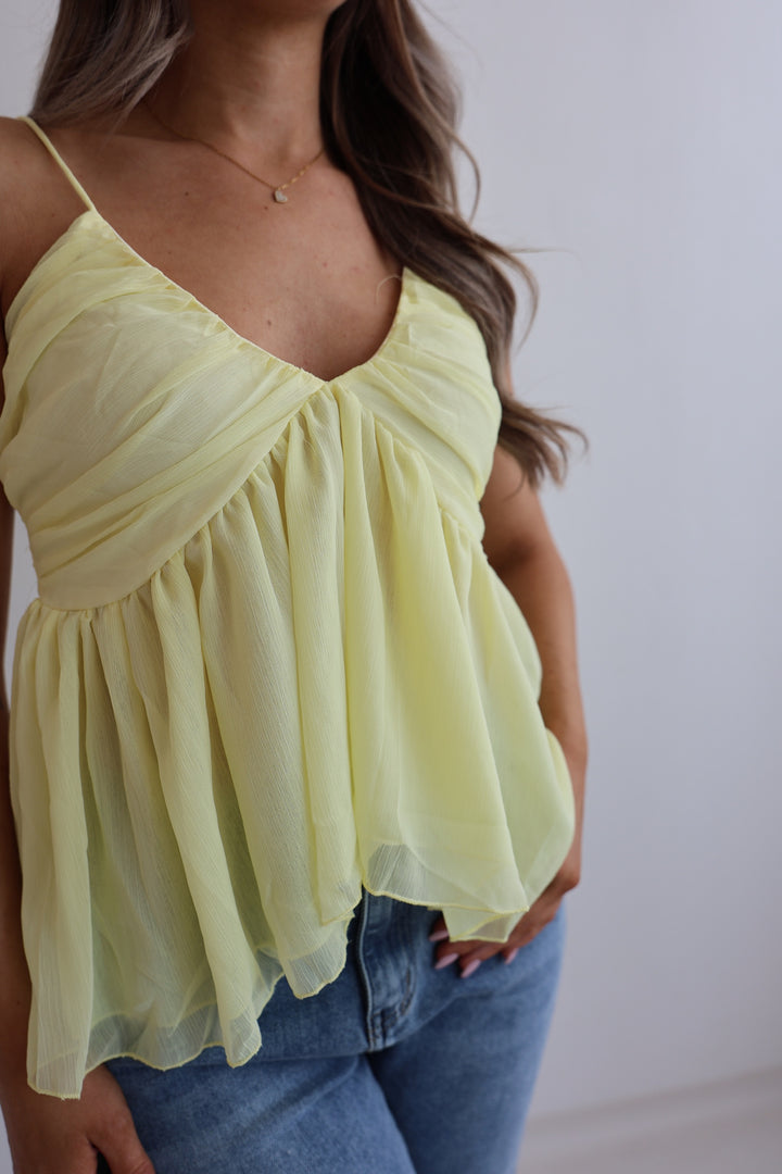 Top mit Volant Hailey