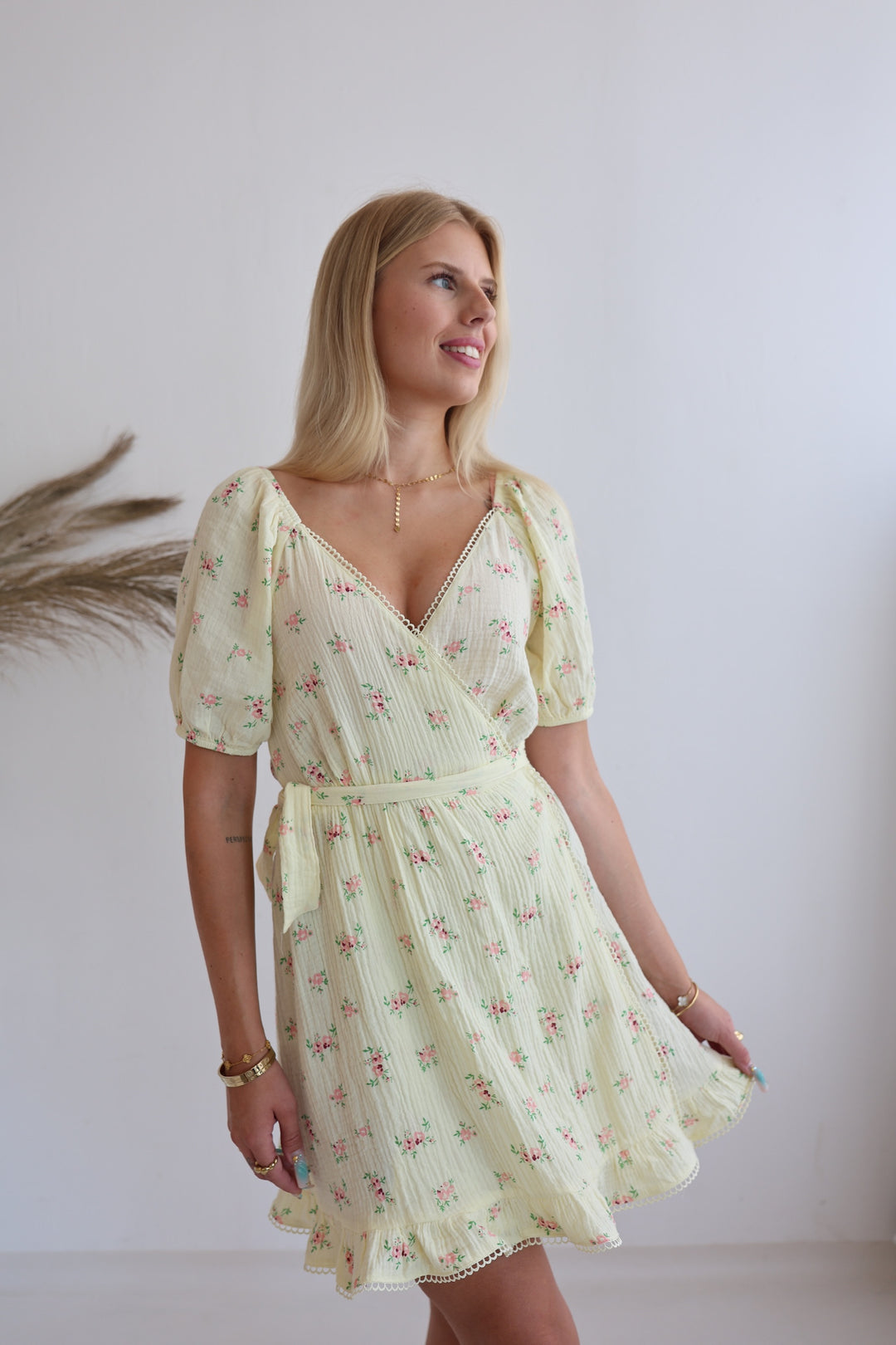 Kleid aus Musselin Summer Roses
