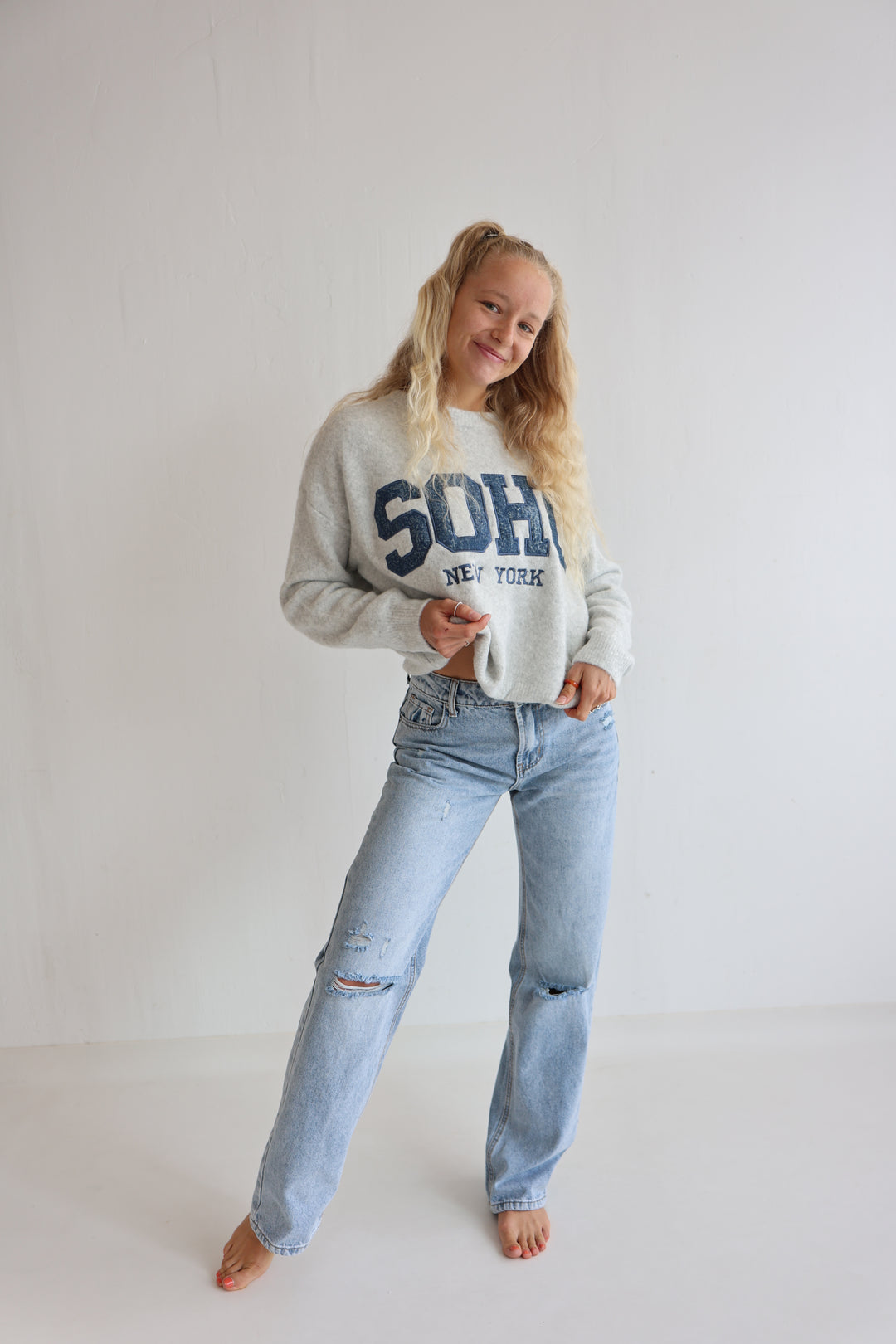 Mid Waist Ripped Jeans Emma