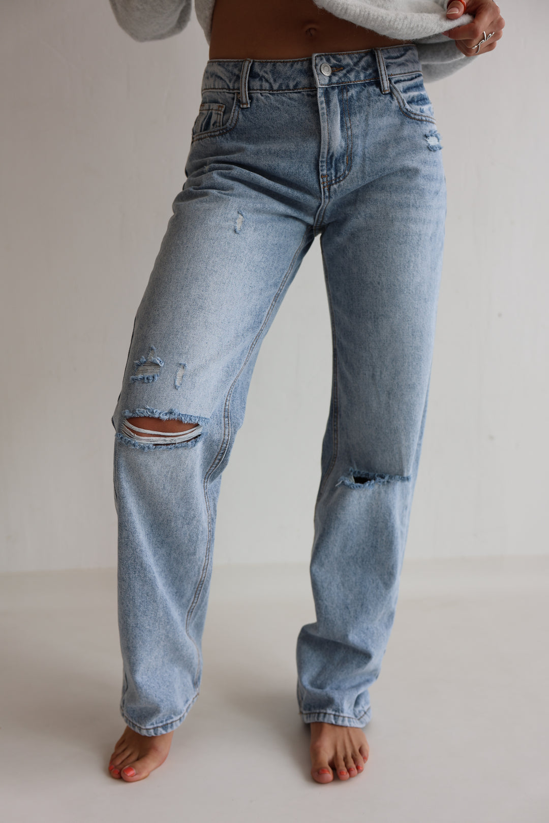 Mid Waist Ripped Jeans Emma