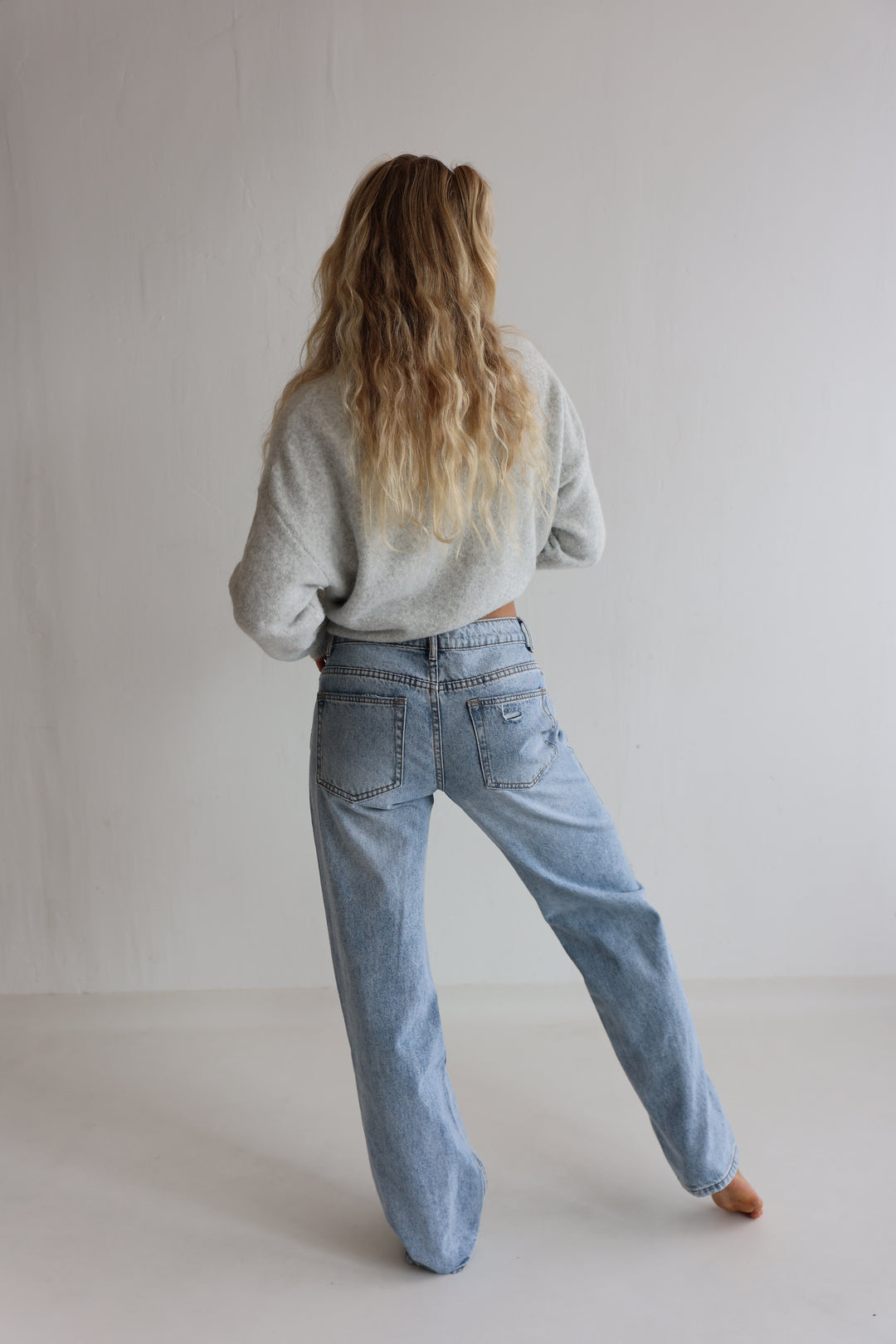 Mid Waist Ripped Jeans Emma