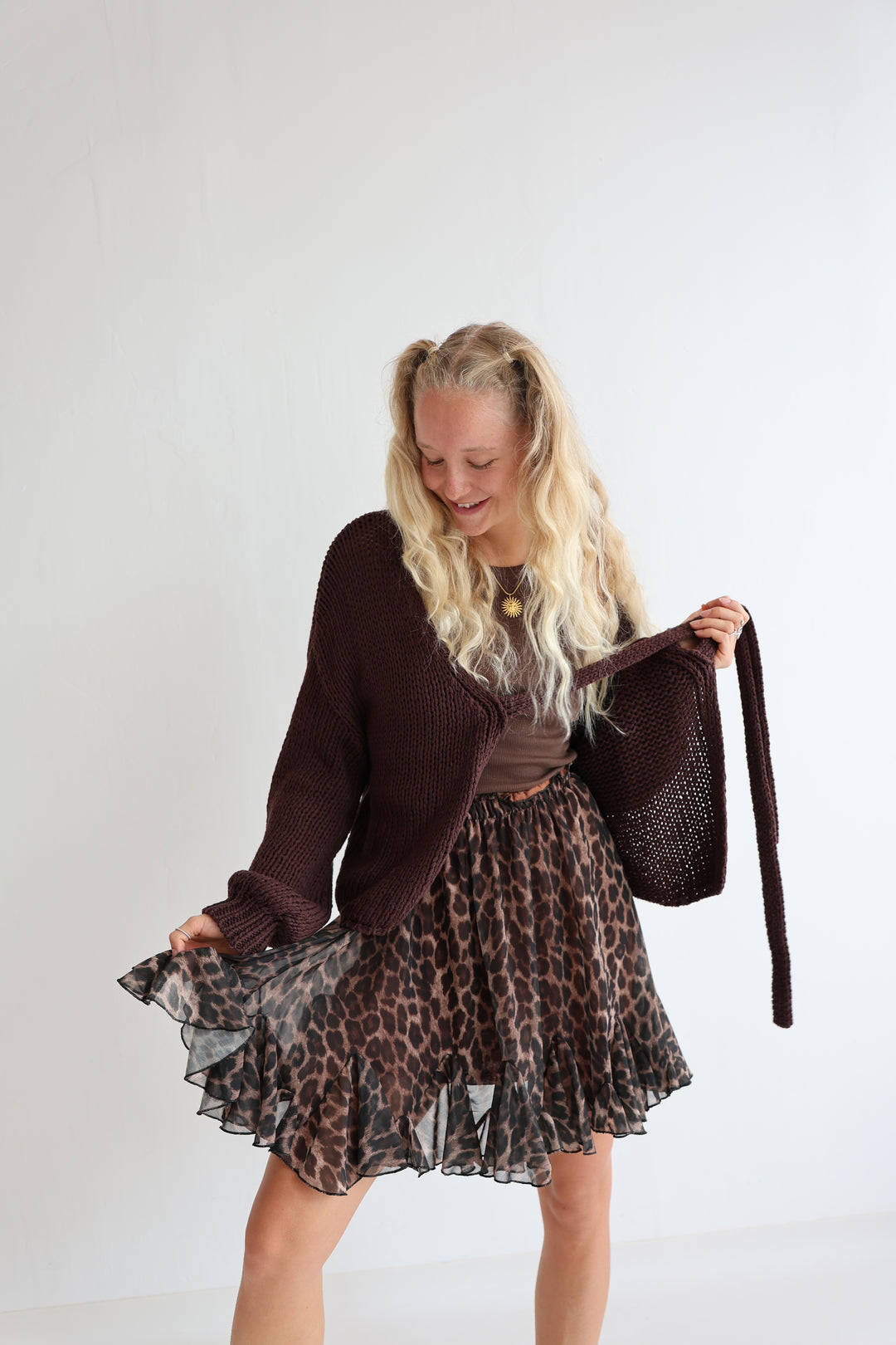 Kurzer Volantrock mit Leoprint Mona