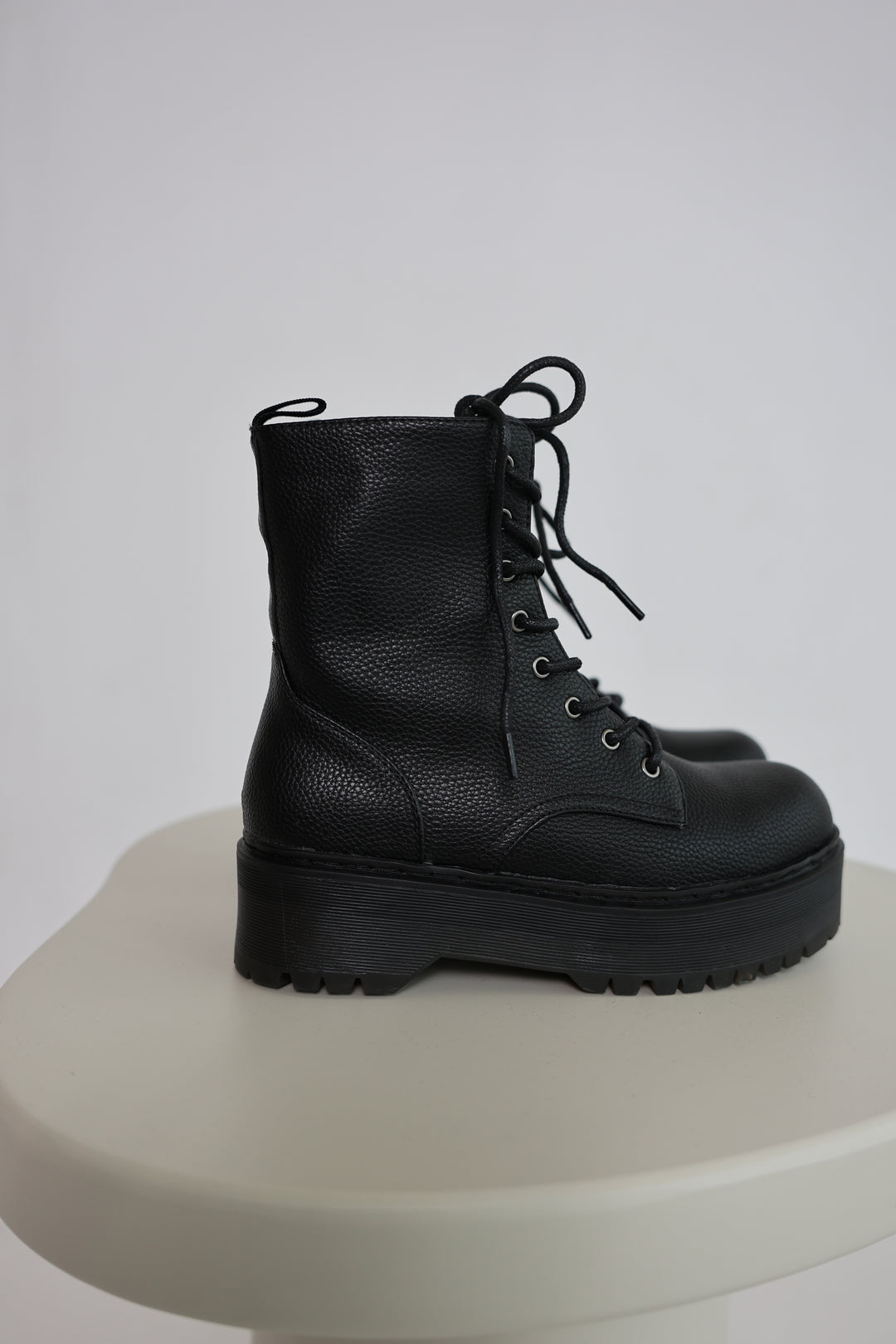 Plateau Boots Velvet