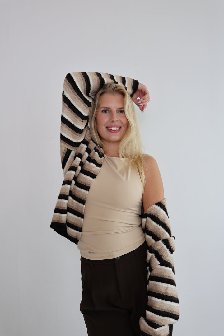 Gestreifte Strickjacke mit Mini-Stehkragen Hannah