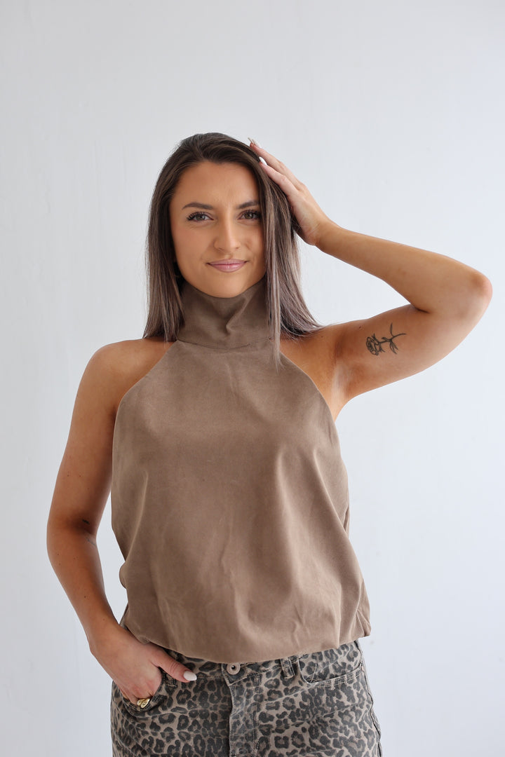 Neckholder-Top Velour Chic