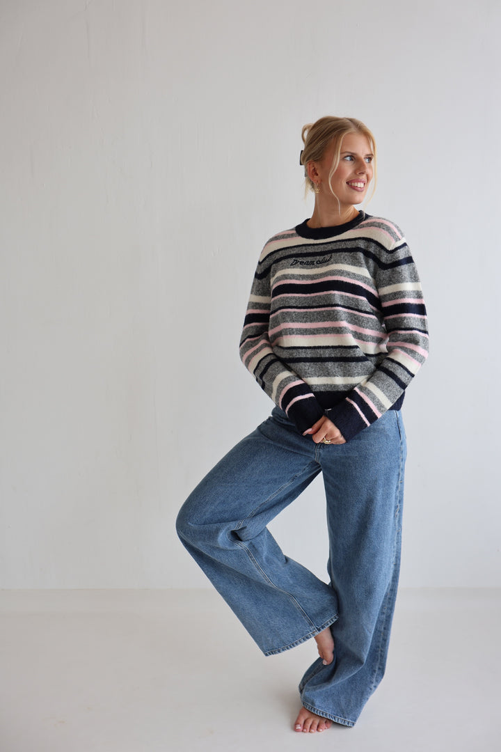 Gestreifter Pullover Dream Club