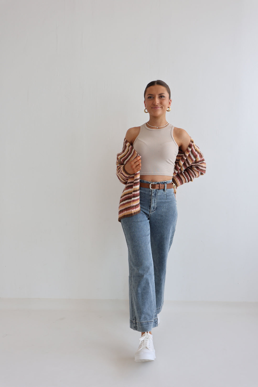 Short Wide Leg Jeans mit Gürtel Kendra