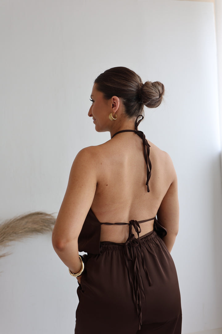 Rückenfreies Top in Satinoptik Coffee