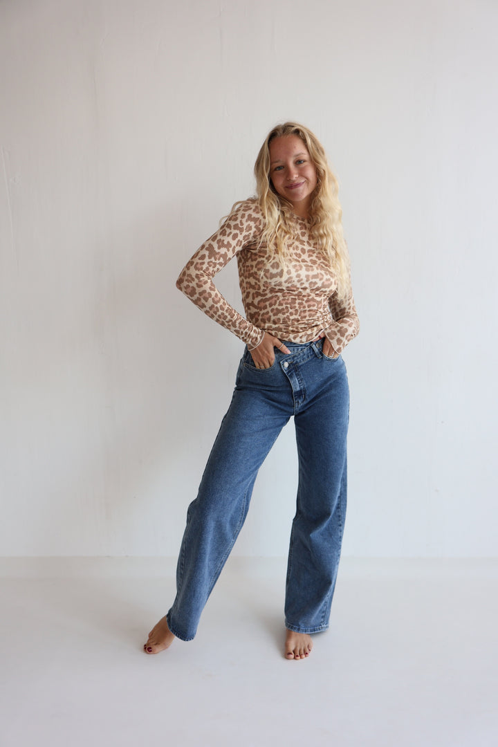 Straight Fit Jeans mit Asymmetrischem Hosenbund Linda