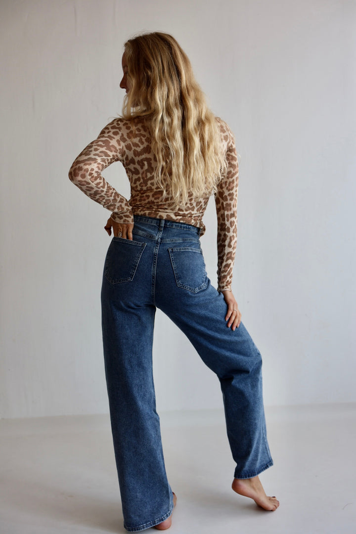 Straight Fit Jeans mit Asymmetrischem Hosenbund Linda