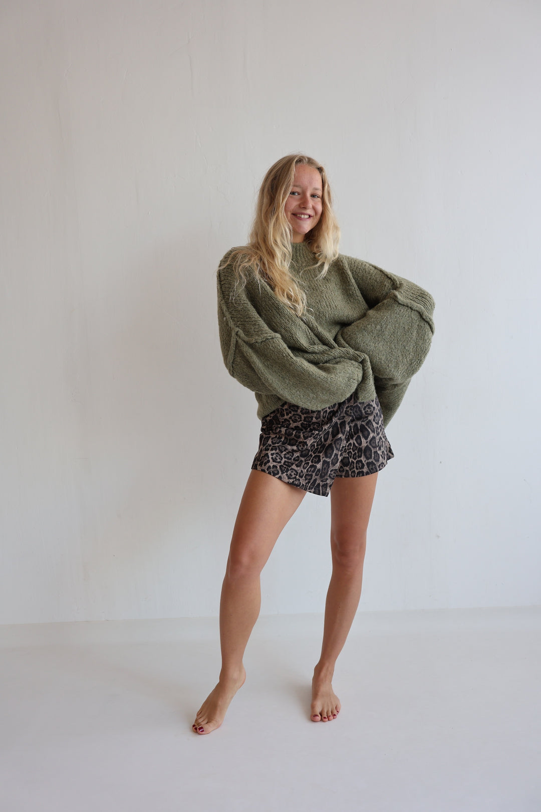 Wildleder Hosenrock mit Leoprint