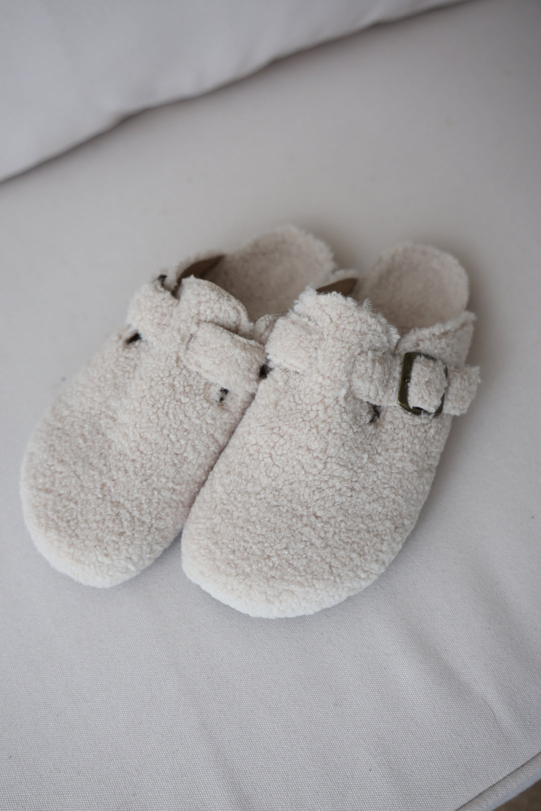 Pantolette Fluffy Sheep