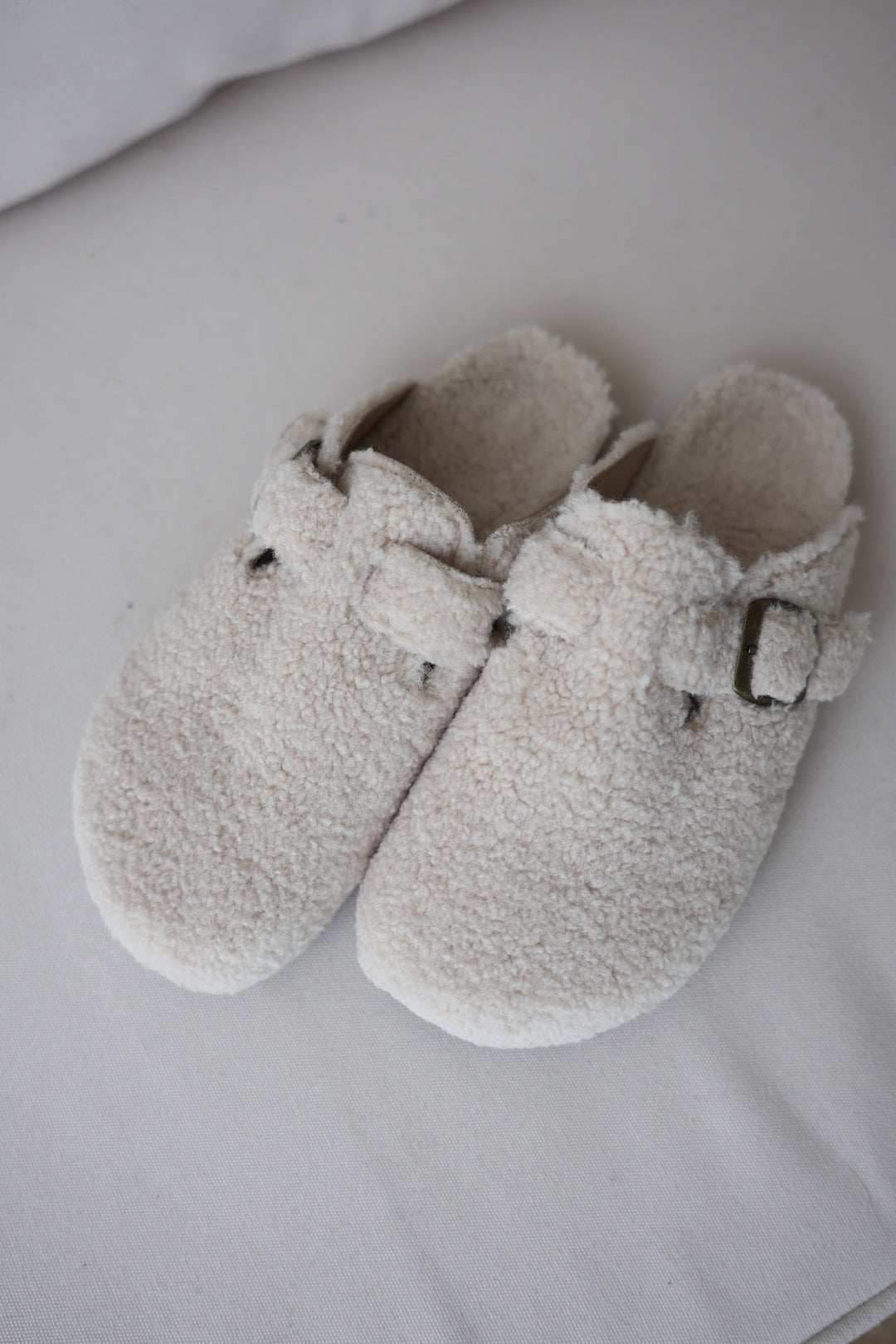 Pantolette Fluffy Sheep