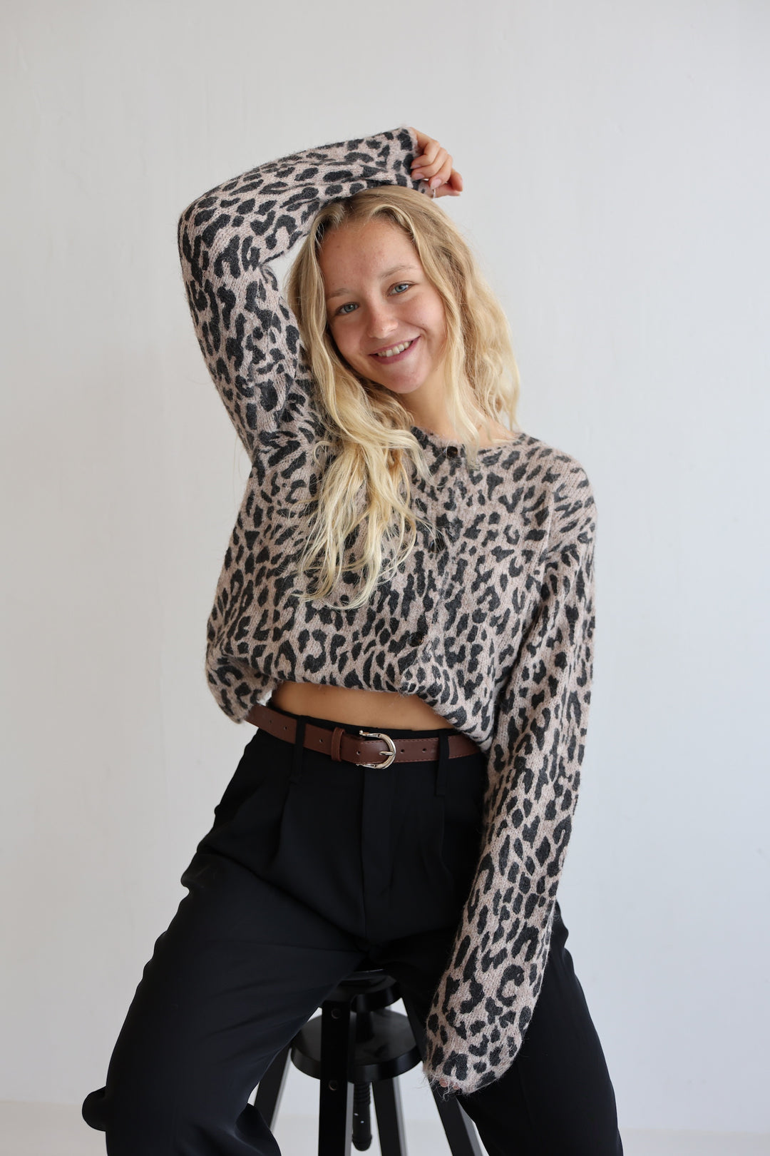 Leichter Cardigan mit Leoprint