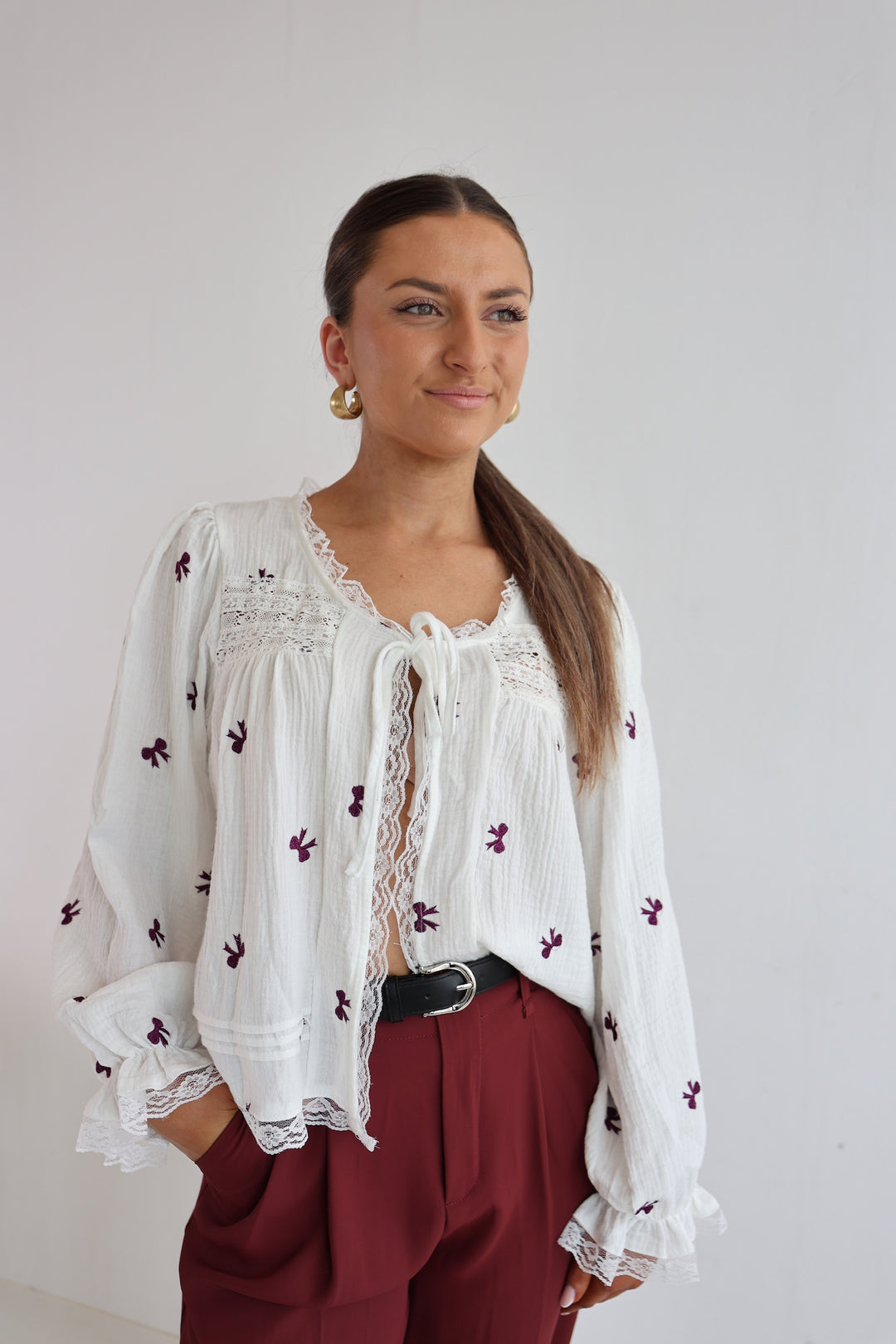 Musselincardigan Bowtime