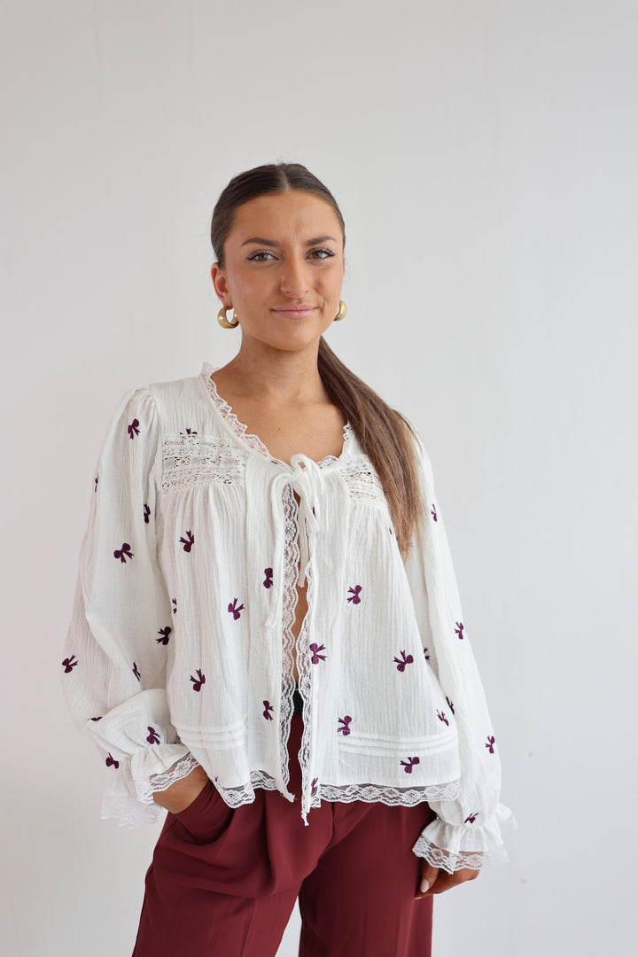 Musselincardigan Bowtime