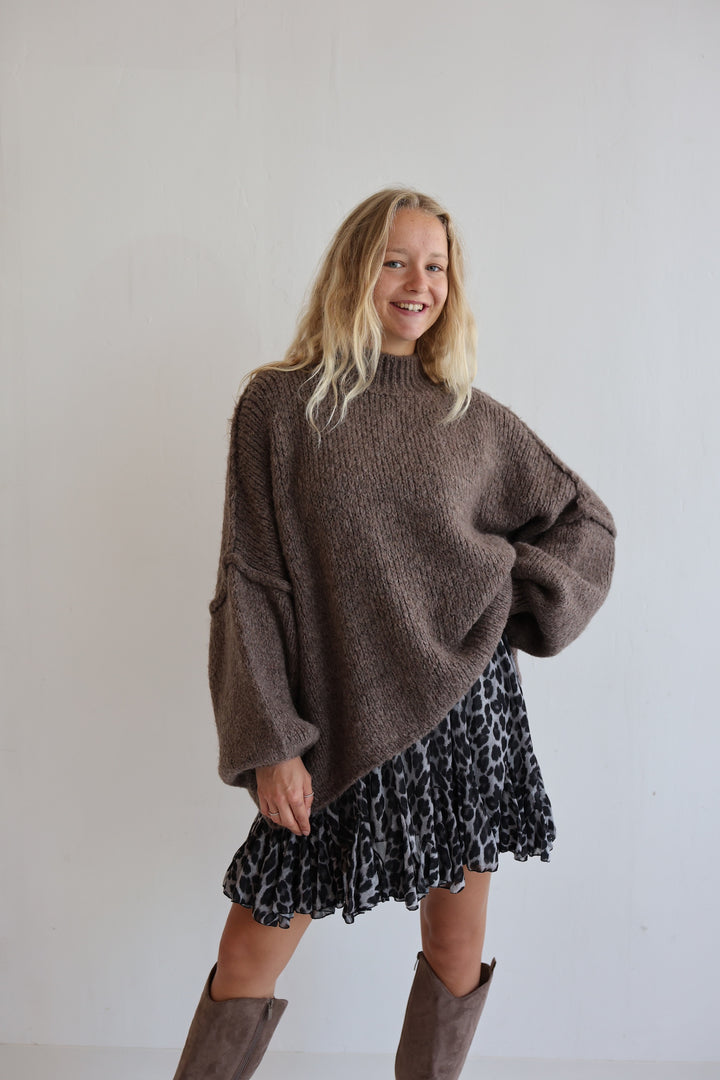 Kurzer Volantrock mit Leoprint Mona