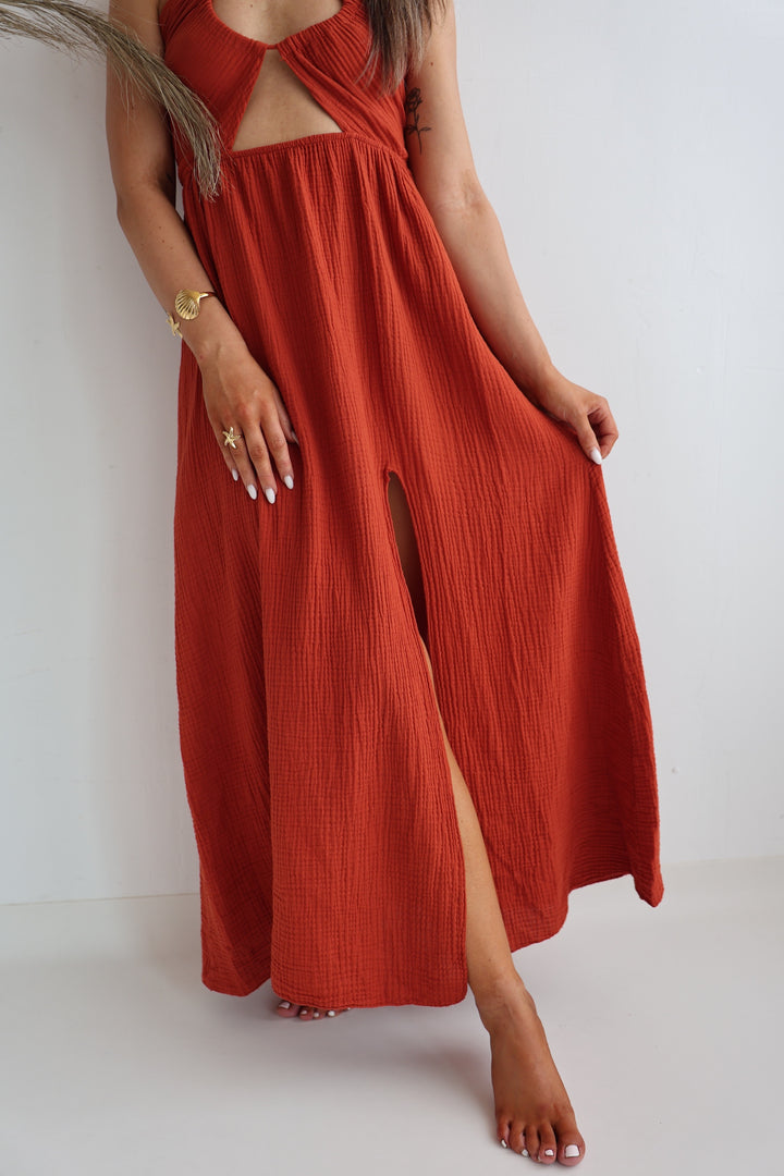 Langes Musselinkleid mit Cut-Outs Leona (einfarbig)