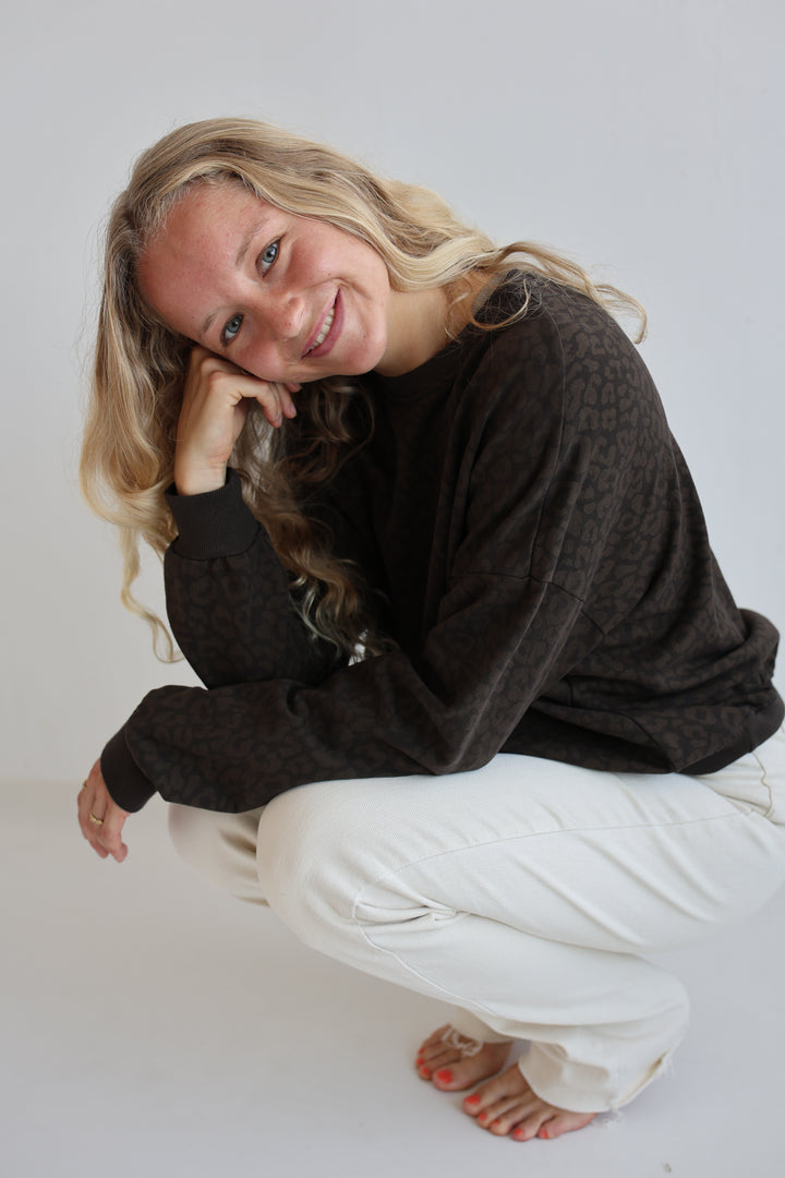 Sweater mit Leoprint