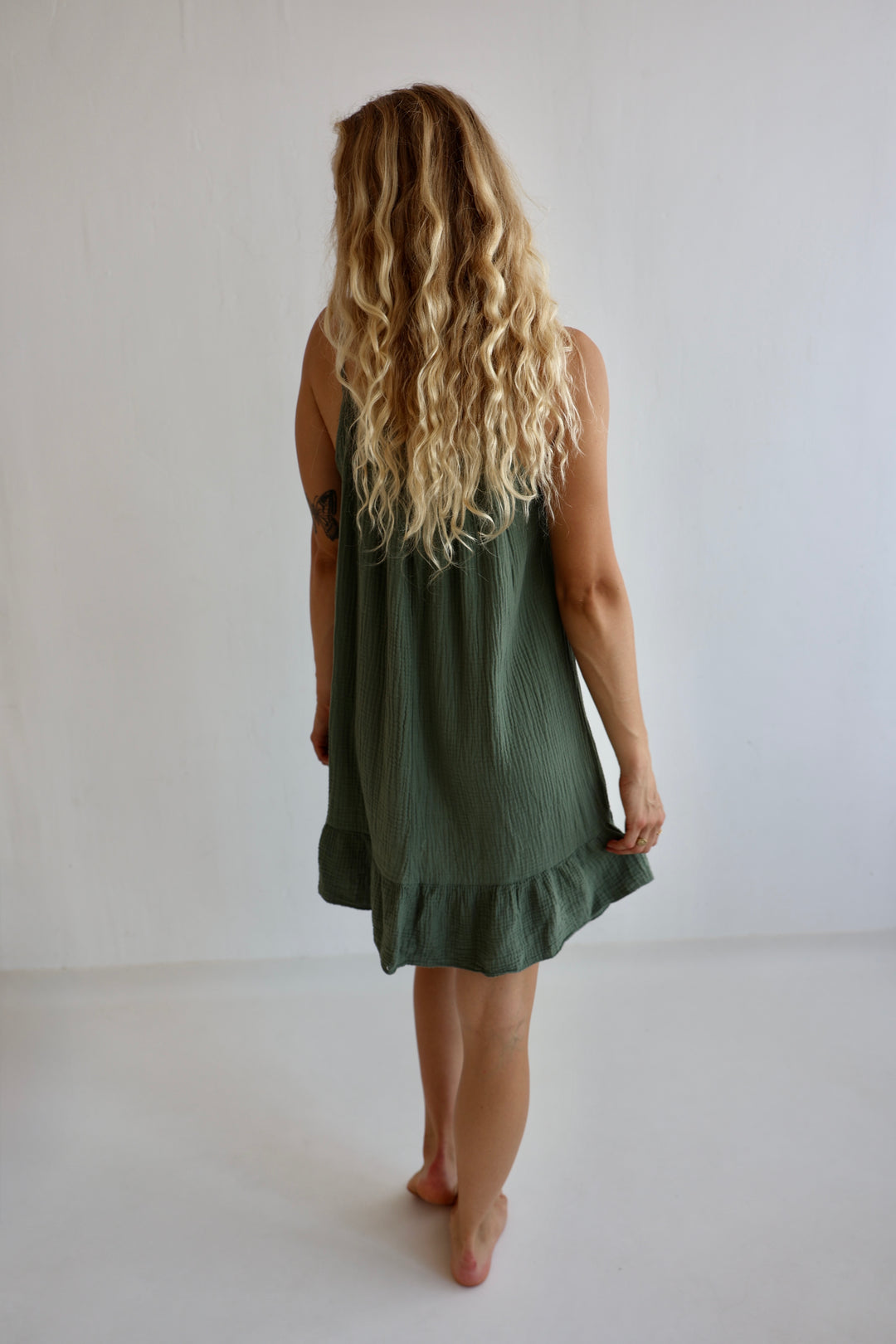 Musselinkleid mit Mini-Volant Hailey