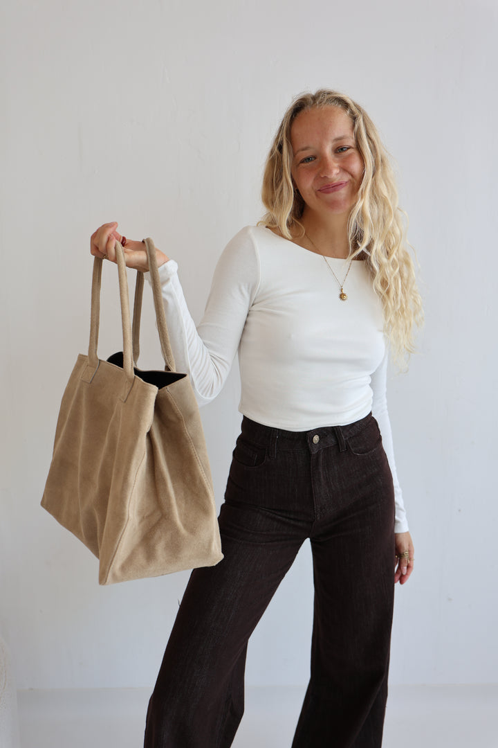 Shopper aus Wildleder Kamina