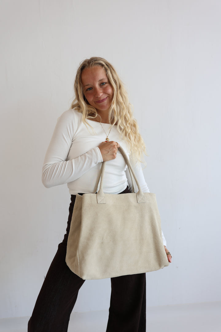 Shopper aus Wildleder Kamina