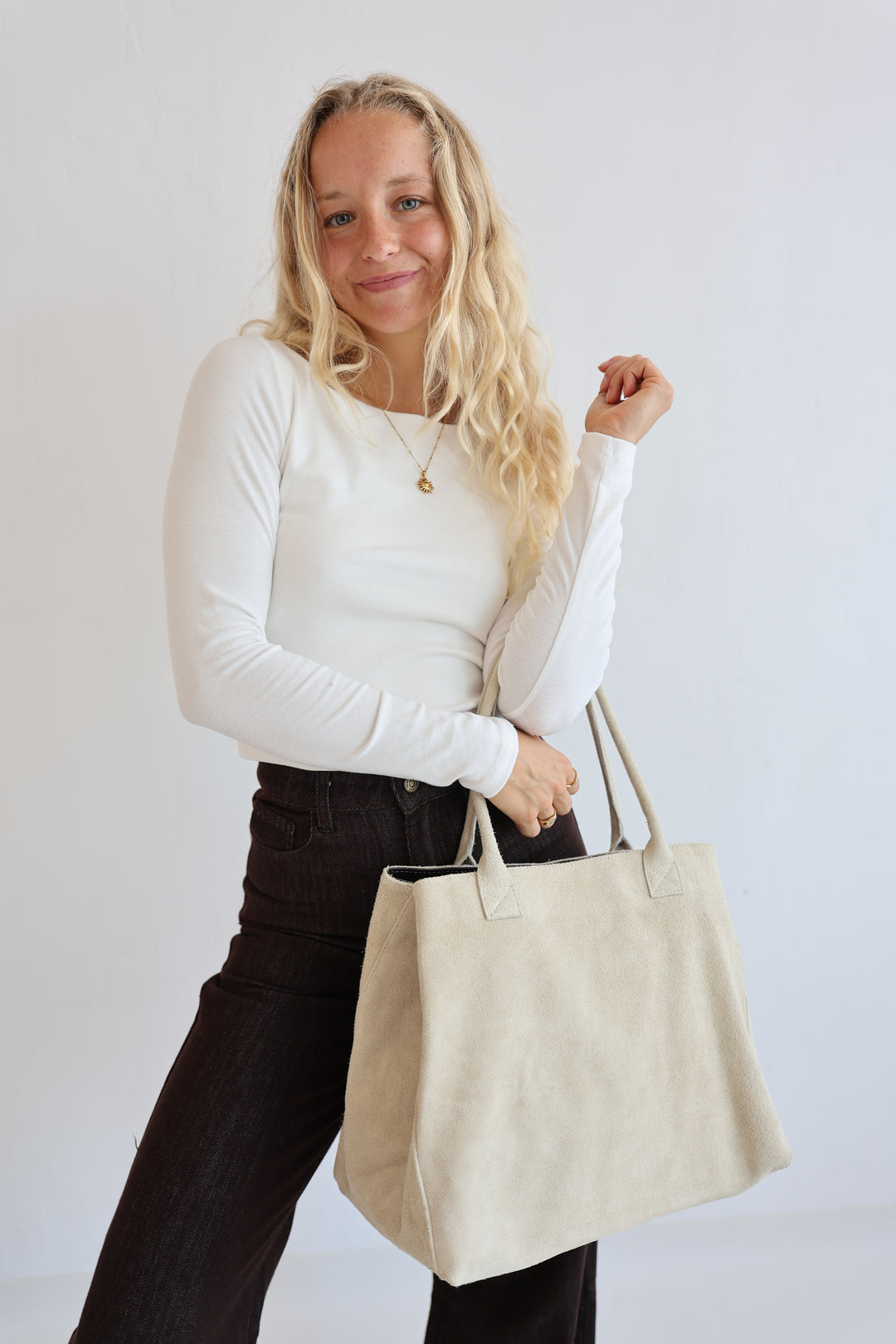 Shopper aus Wildleder Kamina