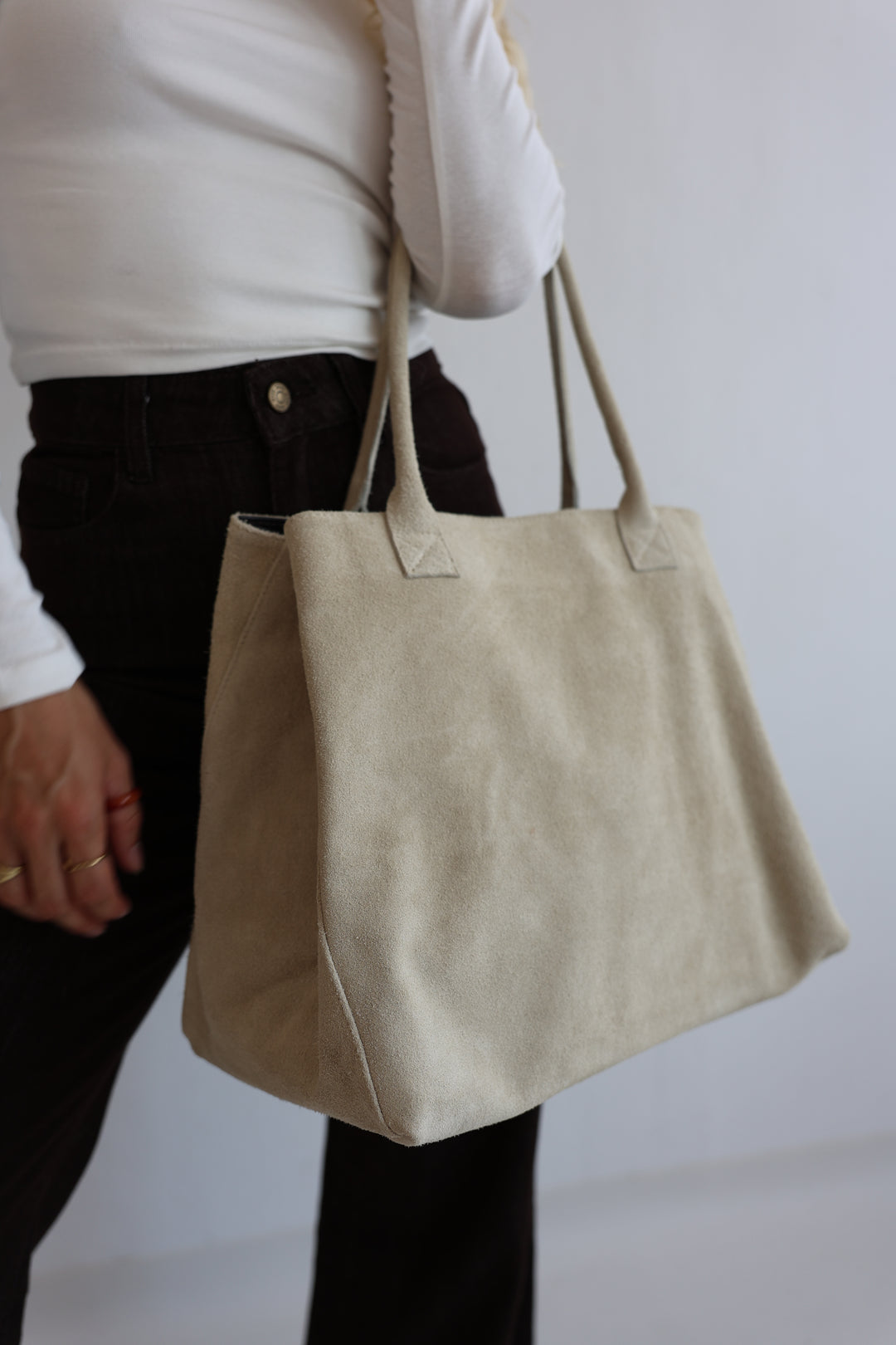 Shopper aus Wildleder Kamina