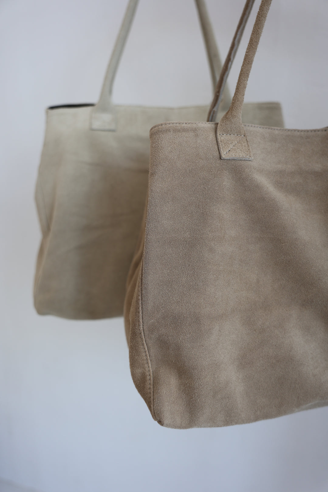 Shopper aus Wildleder Kamina