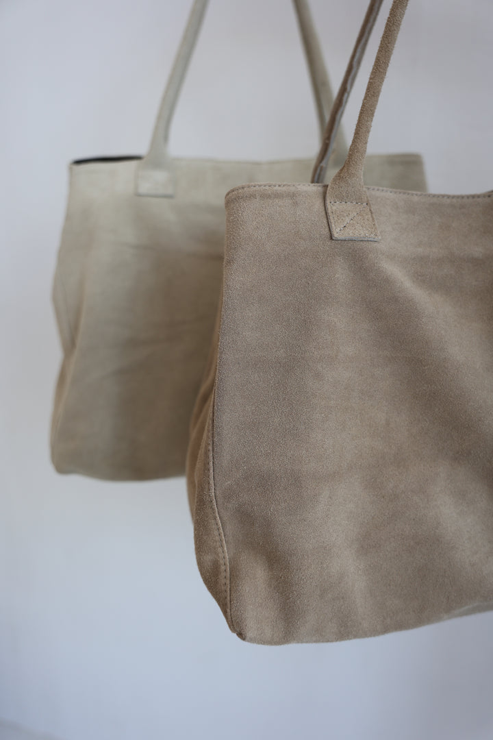 Shopper aus Wildleder Kamina